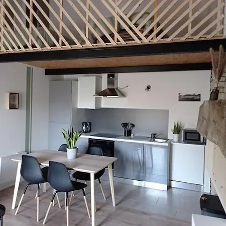 Logement Moderne Surgeres Exterior photo