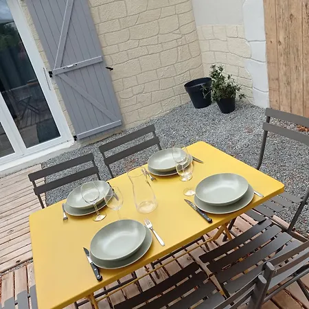 Logement Moderne Surgeres Exterior photo